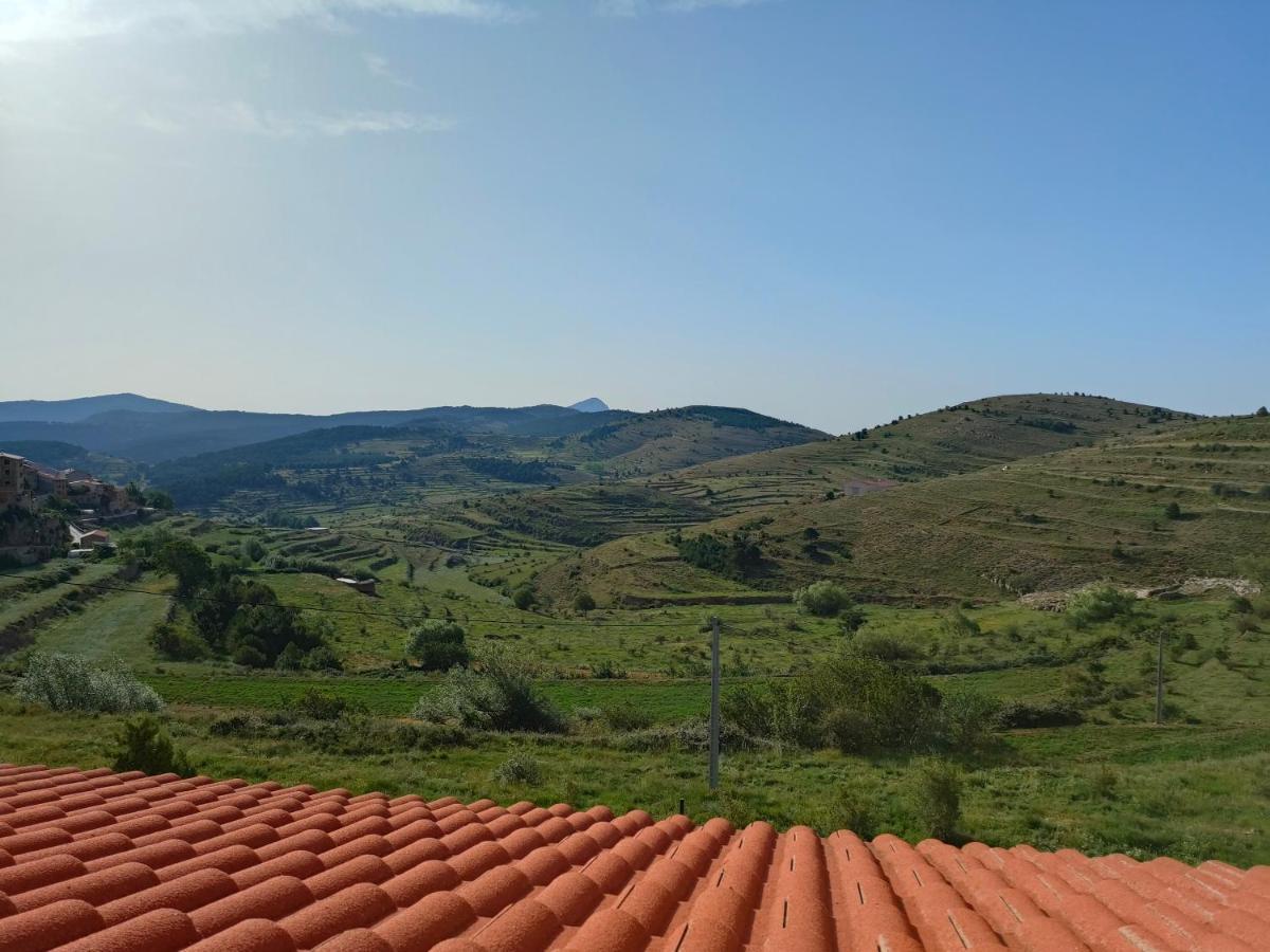 Hostal Mirall Rural Puertomingalvo Exterior foto