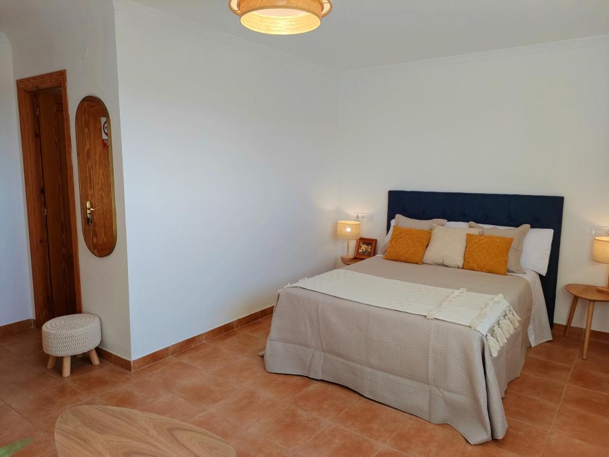Hostal Mirall Rural Puertomingalvo Exterior foto