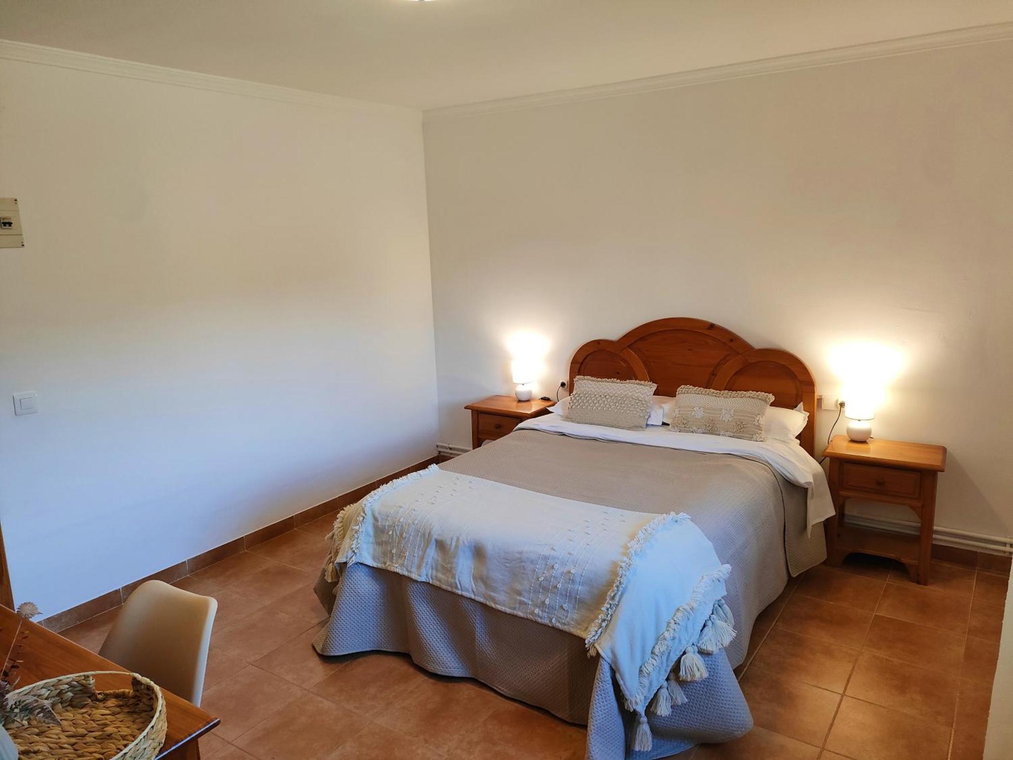 Hostal Mirall Rural Puertomingalvo Exterior foto